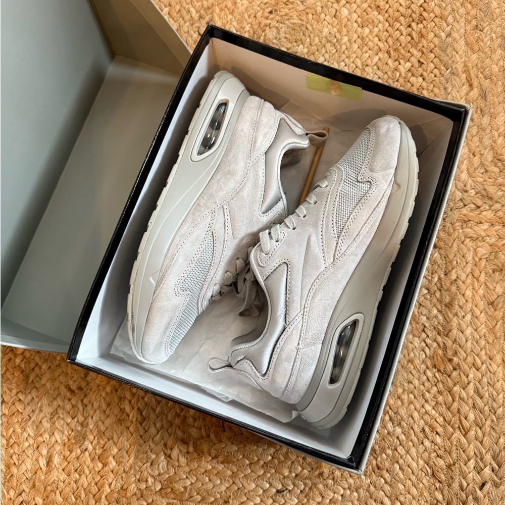 Hoff Suede Sneakers